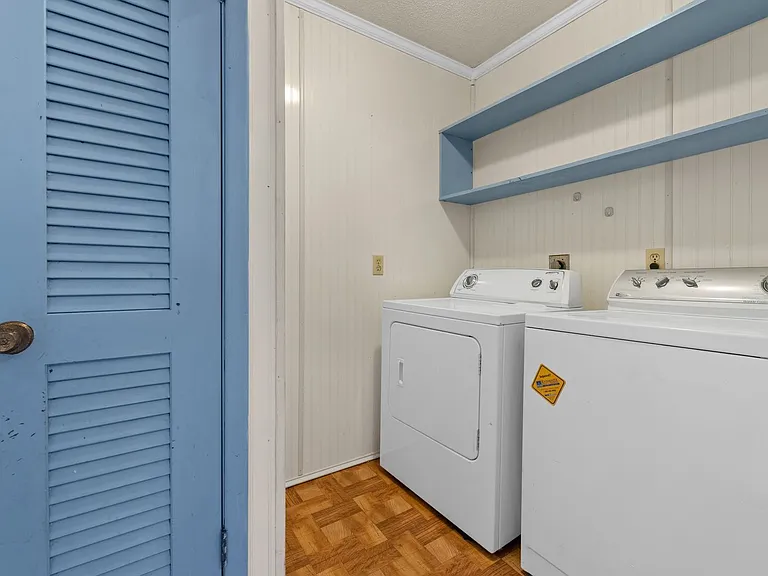 79 Shoshoni Dr — Photo 11