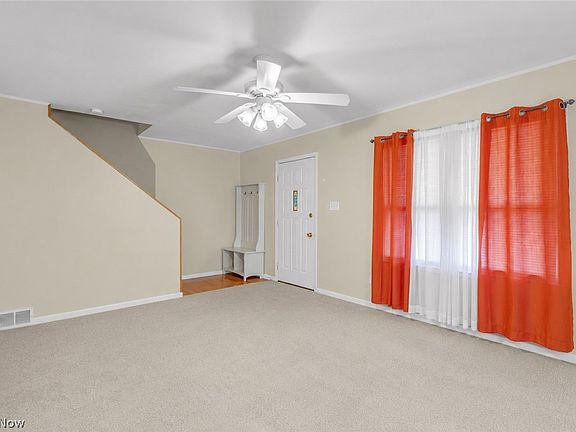 5th image of 425 Frazier Ave