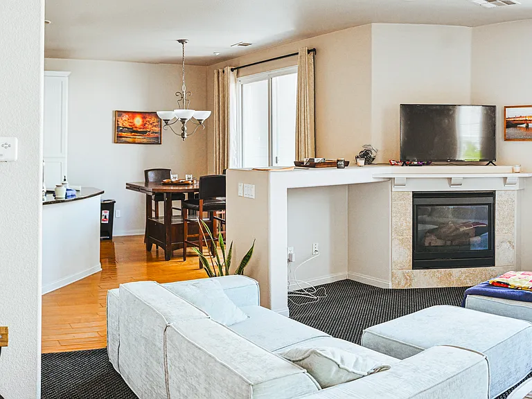 835 Harbor Cliff Way #286 — Photo 13
