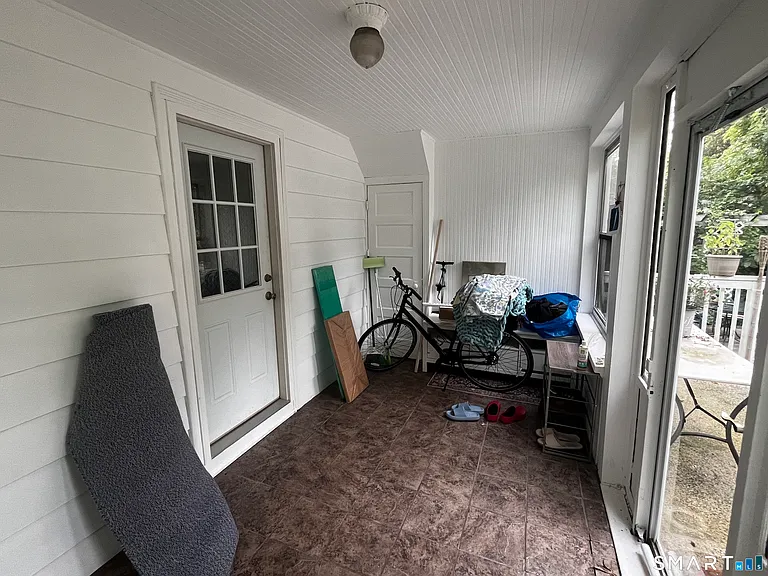 21 Elmwood Rd — Photo 7