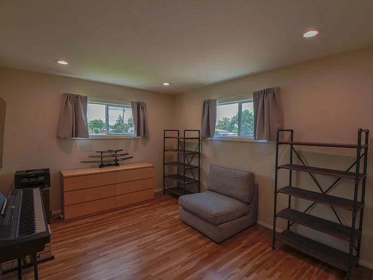 9501 Arvilla Ave NE — Photo 21