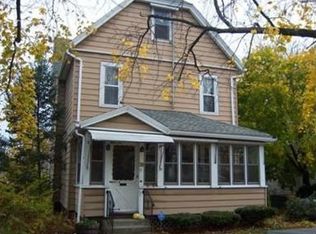 28 Magnolia Ave, Holyoke, MA 01040