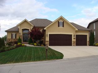 2505 NE Crestview St, Grain Valley, MO 64029