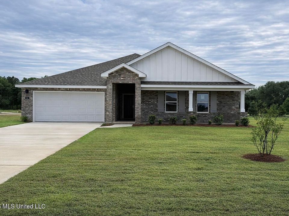 1st image of 216 Magnolia Farms Dr