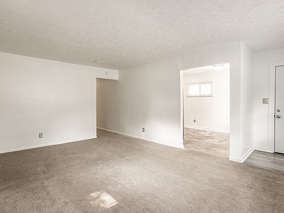 4th image of 5361 E Burgess Ave