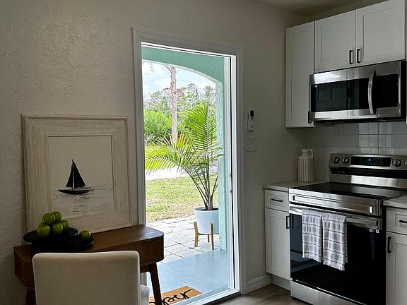 4th image of 525 Morrison Ave APT 1