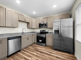 346 Bennett St APT 1, Luzerne, PA 18709