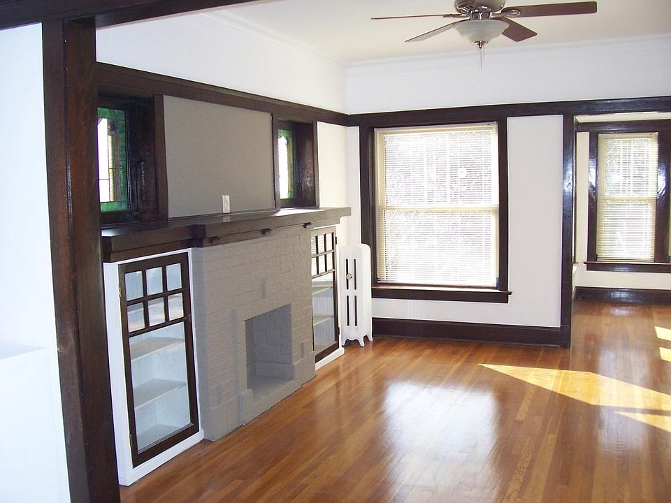 1st image of 5017 N Winchester Ave APT 2F