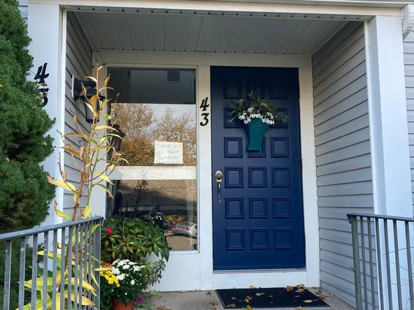 43 Brookwood Drive APT C, Rocky Hill, CT 06067