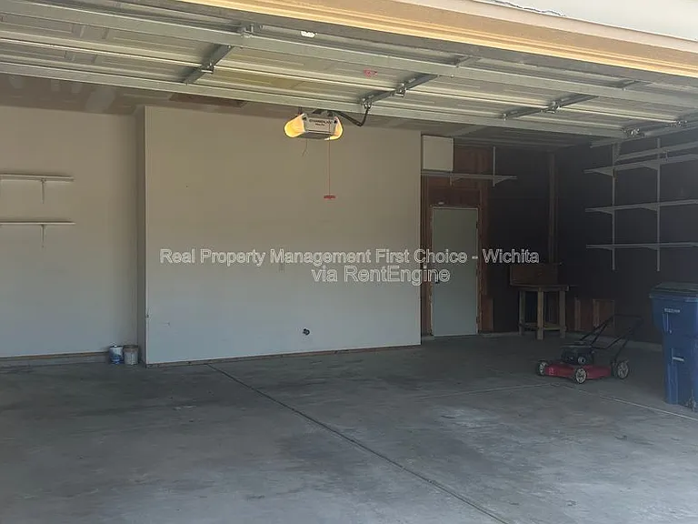 10805 E Funston St — Photo 3