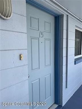 3rd image of 7165 Ridgewood Ave APT 15