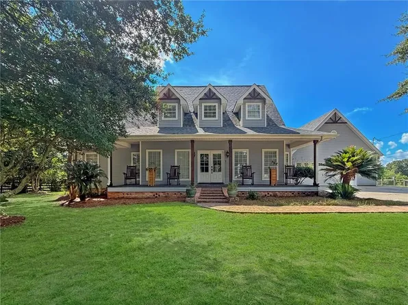 248 Churchill Downs Dr, Bush, LA 70431