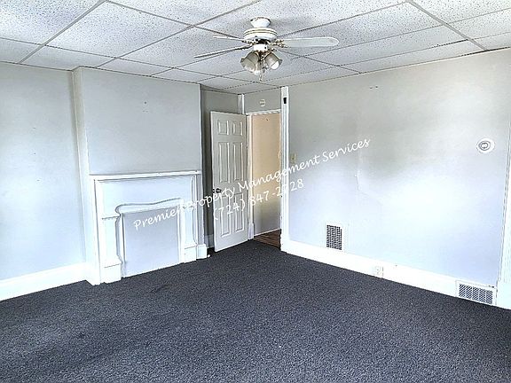 4th image of 219 13th St APT 2