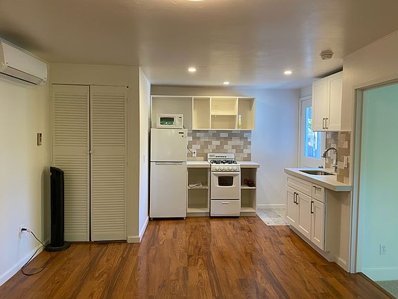 4th image of 18185 Barrett Ave #A