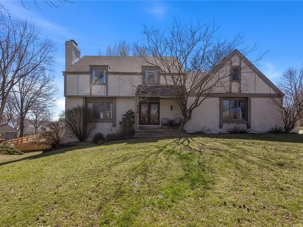 9709 N Harrison St, Kansas City, MO 64155