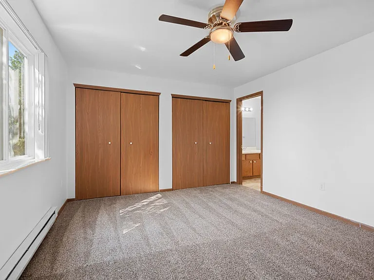 City View Apartments — Photo 18