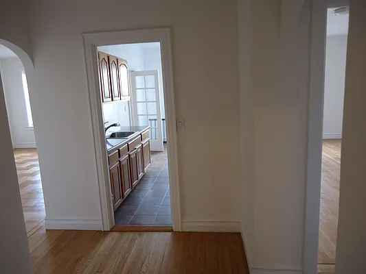 Sold by null | media 4