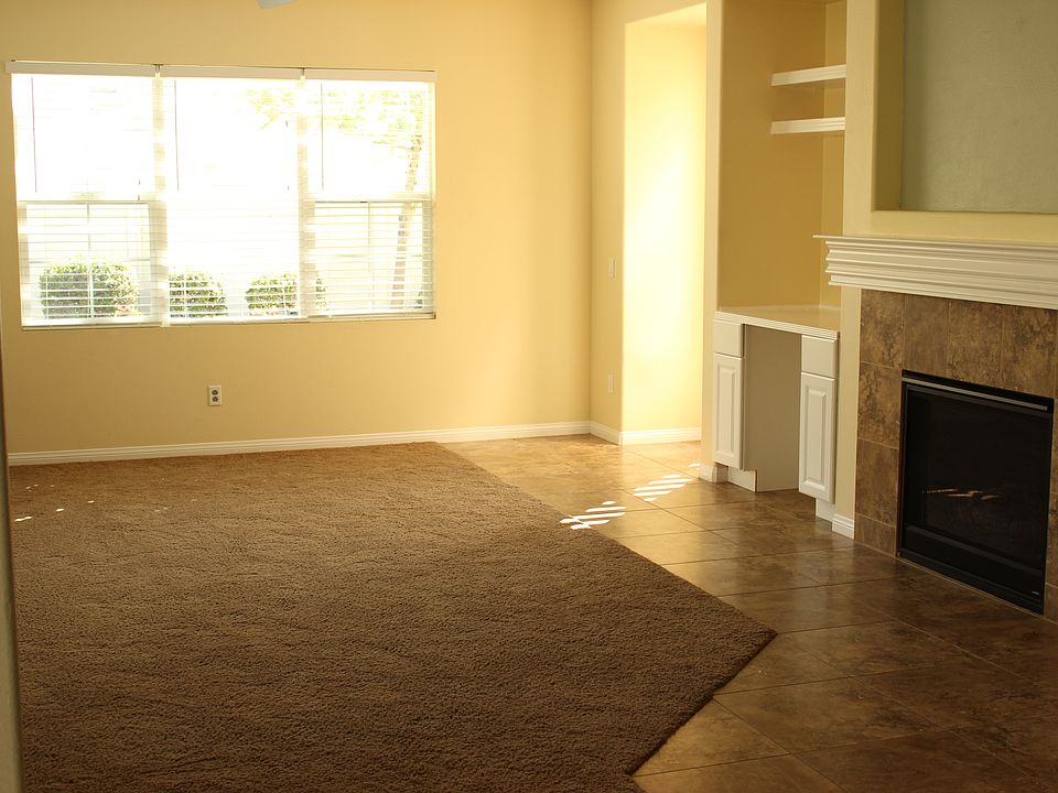 1st image of 32125 Granite Dr