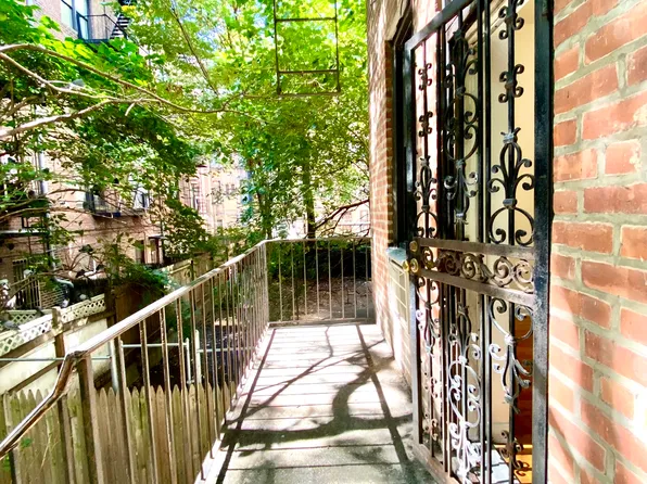 408 East 83rd Street image 22 of 23