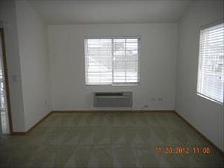 4th image of 917 Silverstone Dr