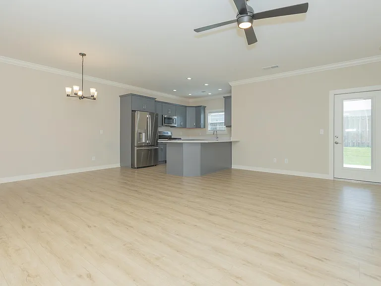 3838 High Pointe Ln — Photo 2