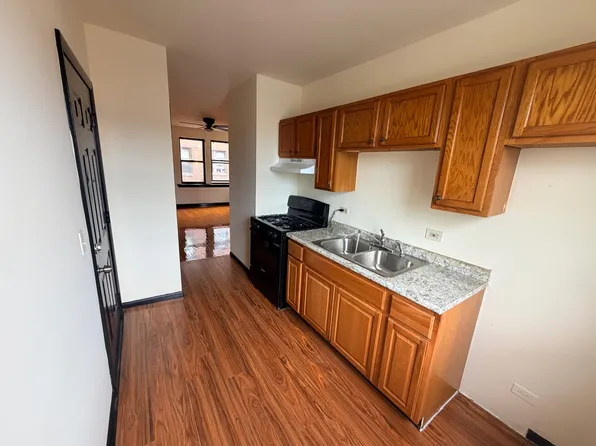 6820 S Perry Ave #2, Chicago, IL 60621