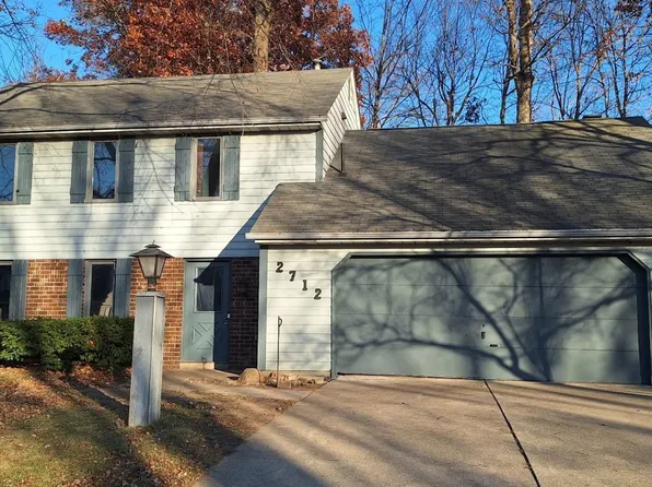 2712 Rolling Meadows Ln, New Haven, IN 46774