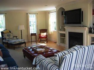 8 Bluebird Ln, Nantucket, MA 02554