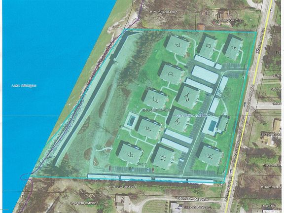 4th image of 3624 Lakeshore Drive #H7