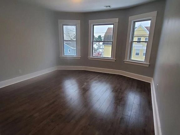 2nd image of 88 Harbor Ave Floor 2