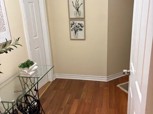 6739 Tattinger Ave #Basement, Mississauga, ON L5W 1P1