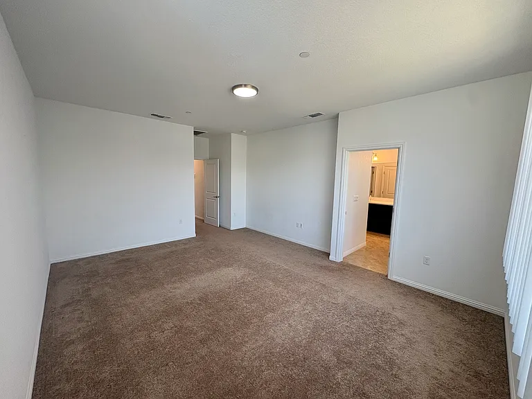 2733 Penrose Ln — Photo 29