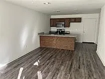 1105 Liberty Drive - 1 — Photo 2