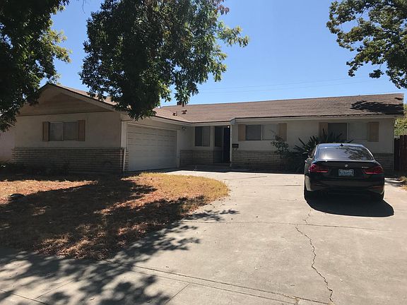 2nd image of 754 W Los Felis Ave