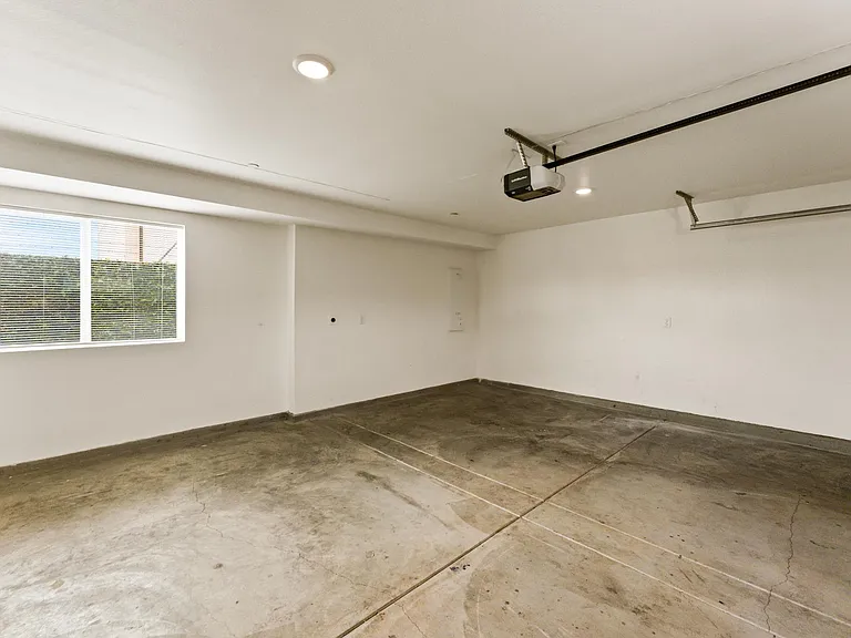 1029 S Montebello Blvd — Photo 65