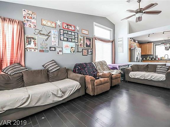 3rd image of 717 Cozy Canyon Dr