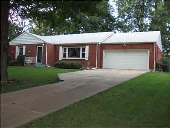 1st image of 1810 W Liberty Dr