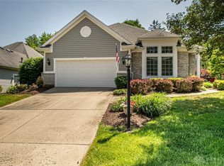 1270 Forest Walk Dr, Centerville, OH 45459