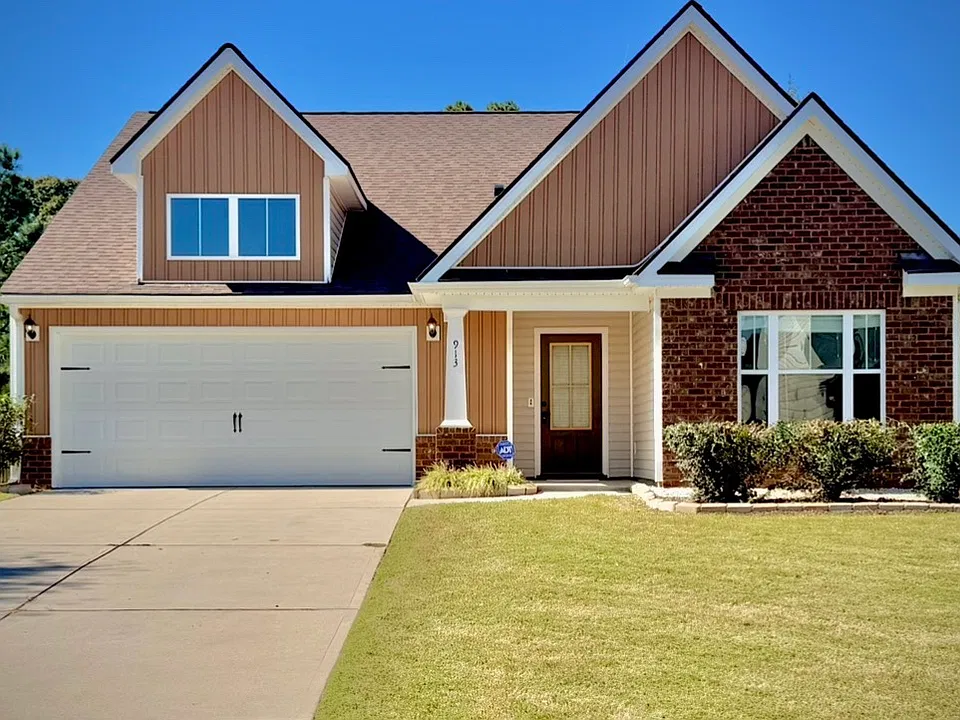 913 Inman Dr