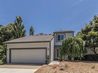 5200 Pommel Pl, West Des Moines, IA 50265