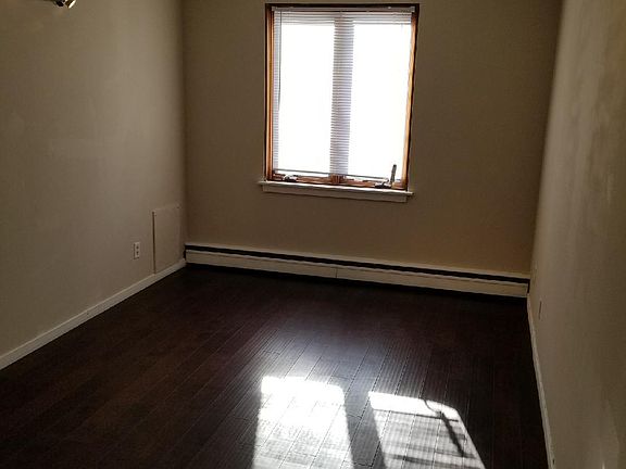 5th image of 3512 Bryant Ave S #10713001