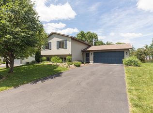 1608 139th St W, Burnsville, MN 55337