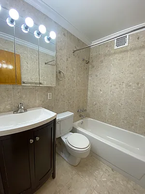 Rented by Stonecrest Realty | media 3