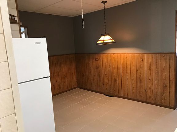 4th image of 326 Lathrop Ave APT 1