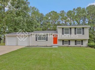 6860 Cainwood Dr, Atlanta, GA 30349