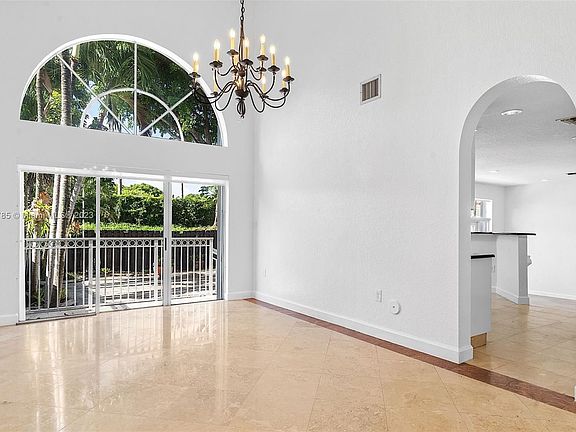 4th image of 10916 NW 58th Ter