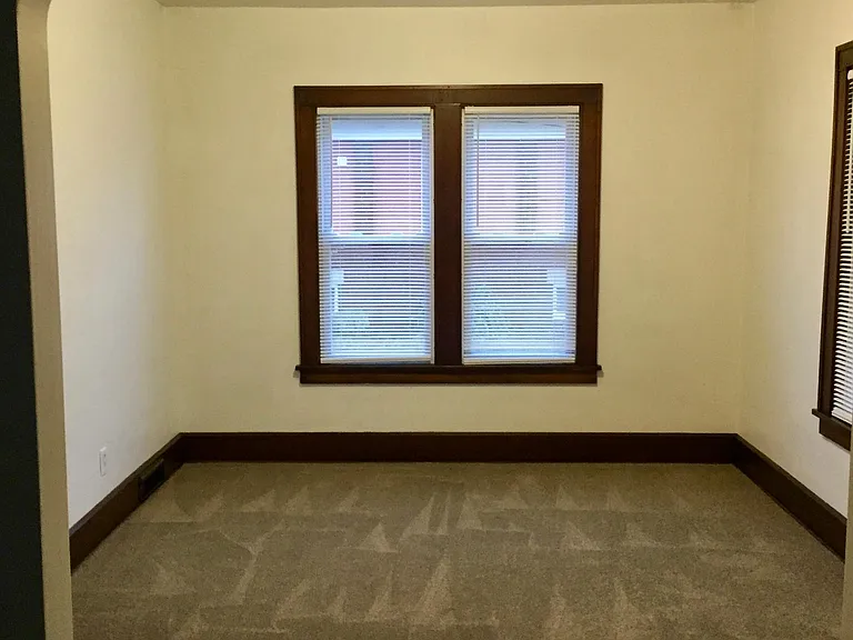 524 E Maple St #1 — Photo 4