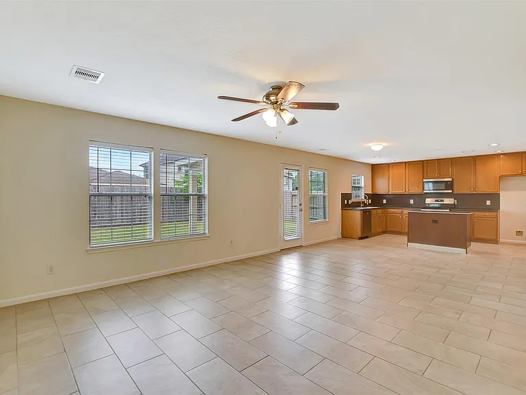 29198 Legends Green Dr — Photo 14