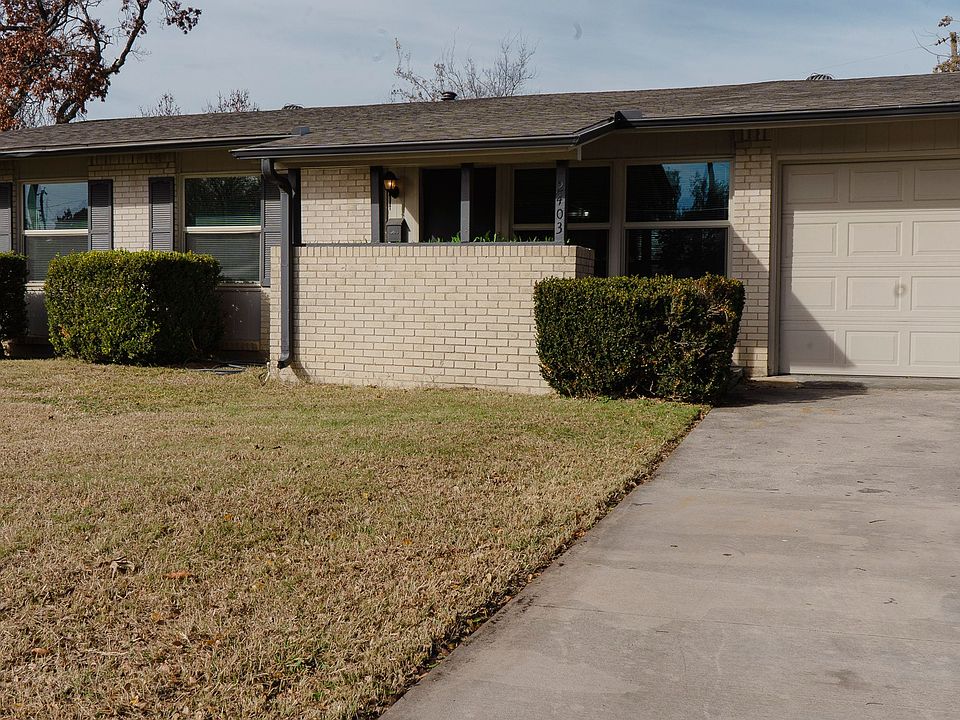 1st image of 2403 Briarwood Ln