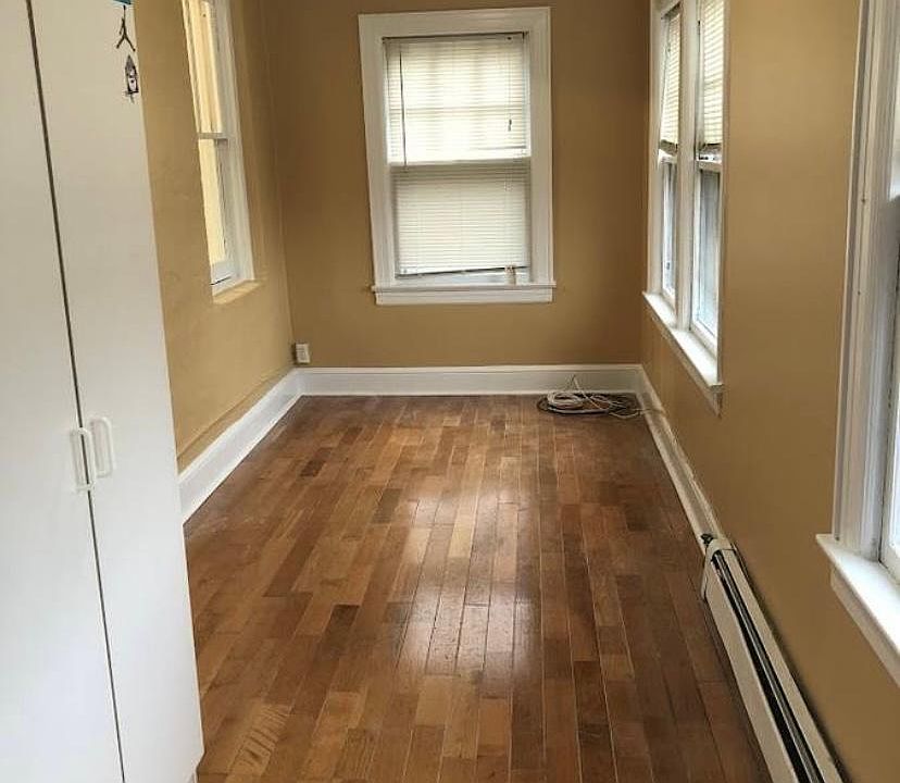 1st image of 2512 126th St Floor 2